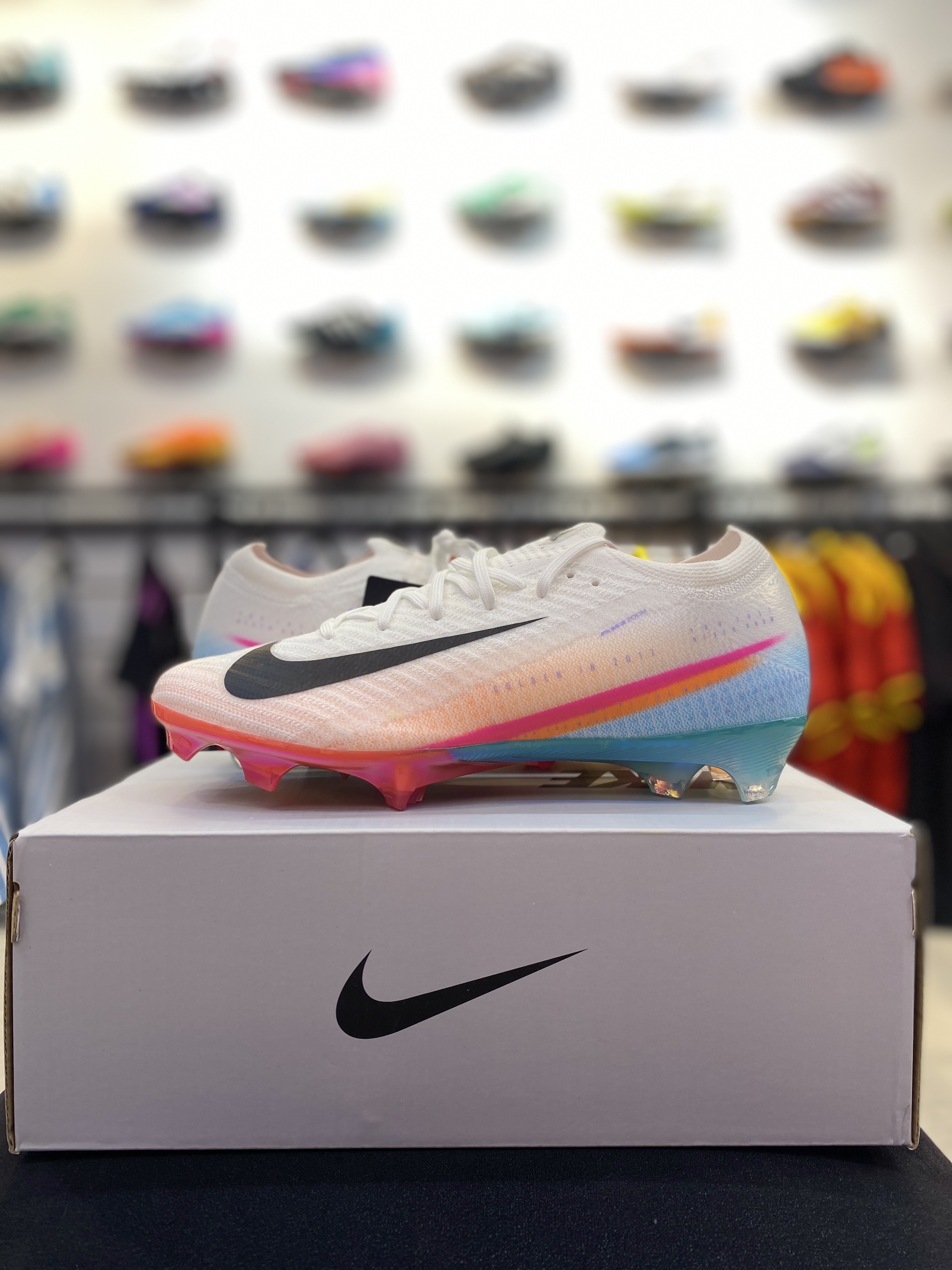 کفش فوتبال نایک مرکوریال ایرزوم ویپور ۱۶ رنگ سفيد Nike air Zoom Vapor 16 Elite FG